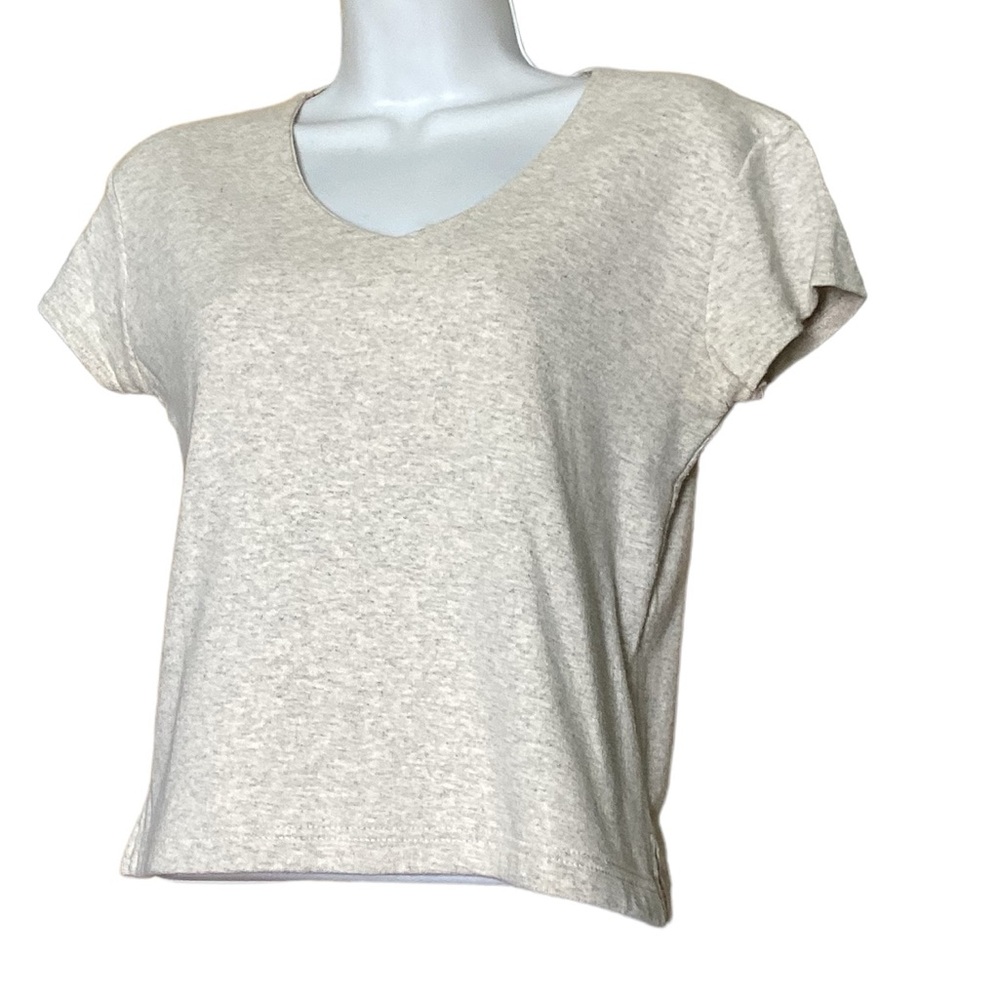 EUC! 97% Cotton V Neck Short Sleeve Top Grey Creme